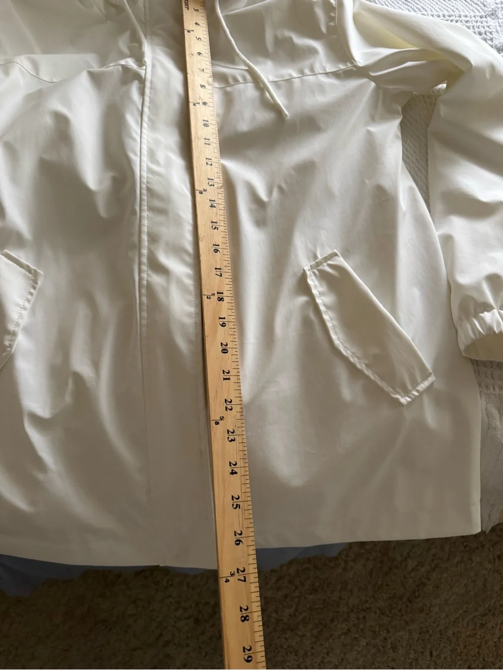 Weatherproof White Windbreaker Lined Hooded Jacket